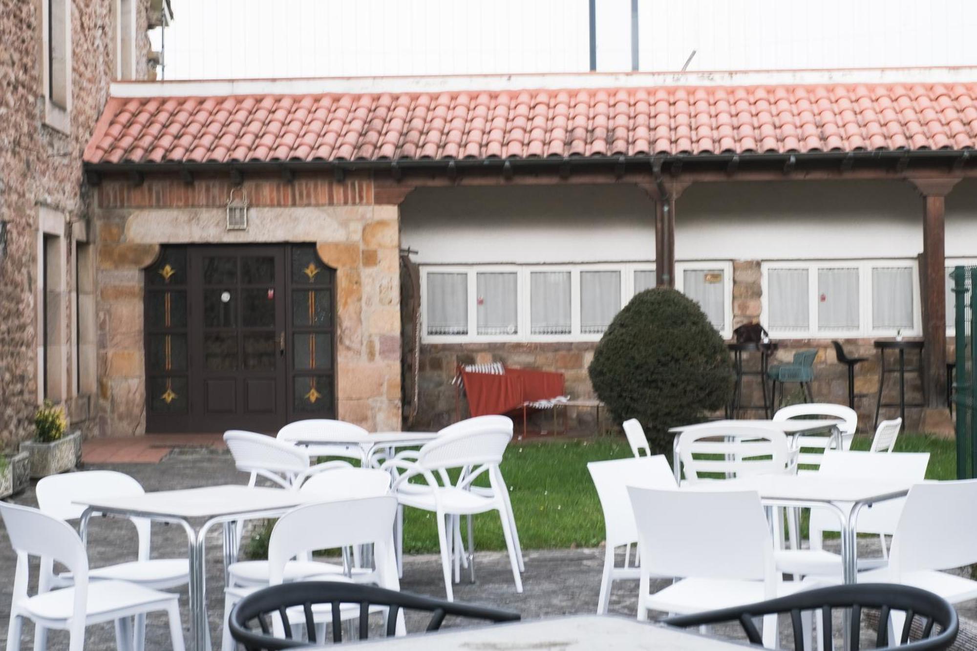 Corrales De Buelna Posada La Estela De Barros מראה חיצוני תמונה
