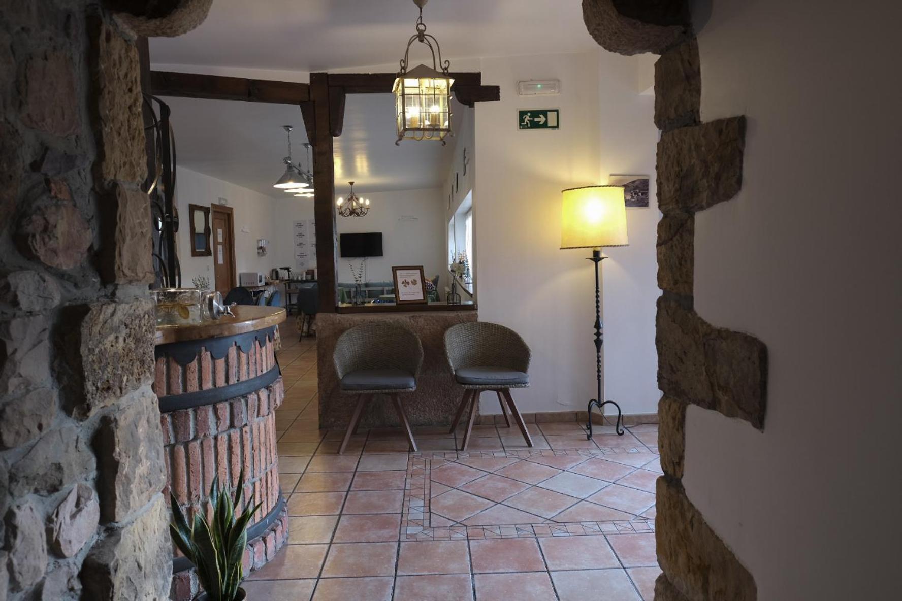 Corrales De Buelna Posada La Estela De Barros מראה חיצוני תמונה