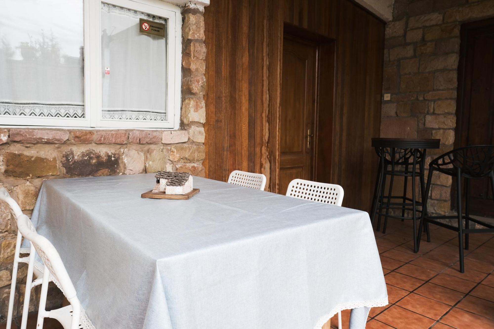 Corrales De Buelna Posada La Estela De Barros מראה חיצוני תמונה