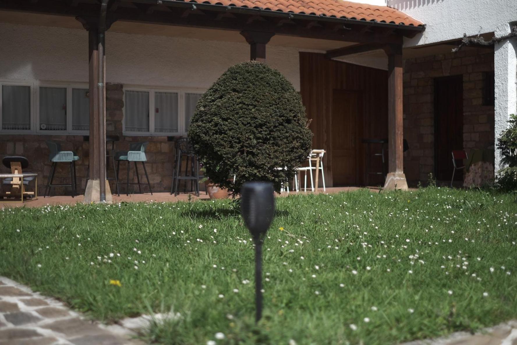 Corrales De Buelna Posada La Estela De Barros מראה חיצוני תמונה